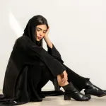 Solid color abaya - black