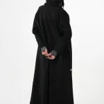 عباءة الشتاء بفرو مجعد