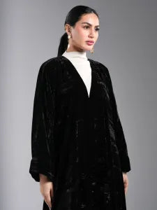 Velvet abaya with shiny colorful trim