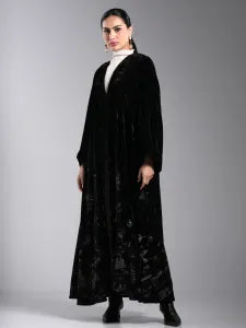 Velvet abaya with shiny colorful trim
