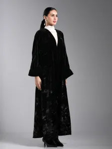 Velvet abaya with shiny colorful trim